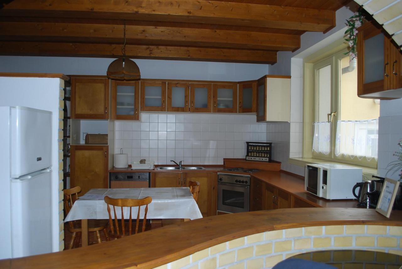 Casa Napsugar Panzio Bed & Breakfast Apostag ภายนอก รูปภาพ