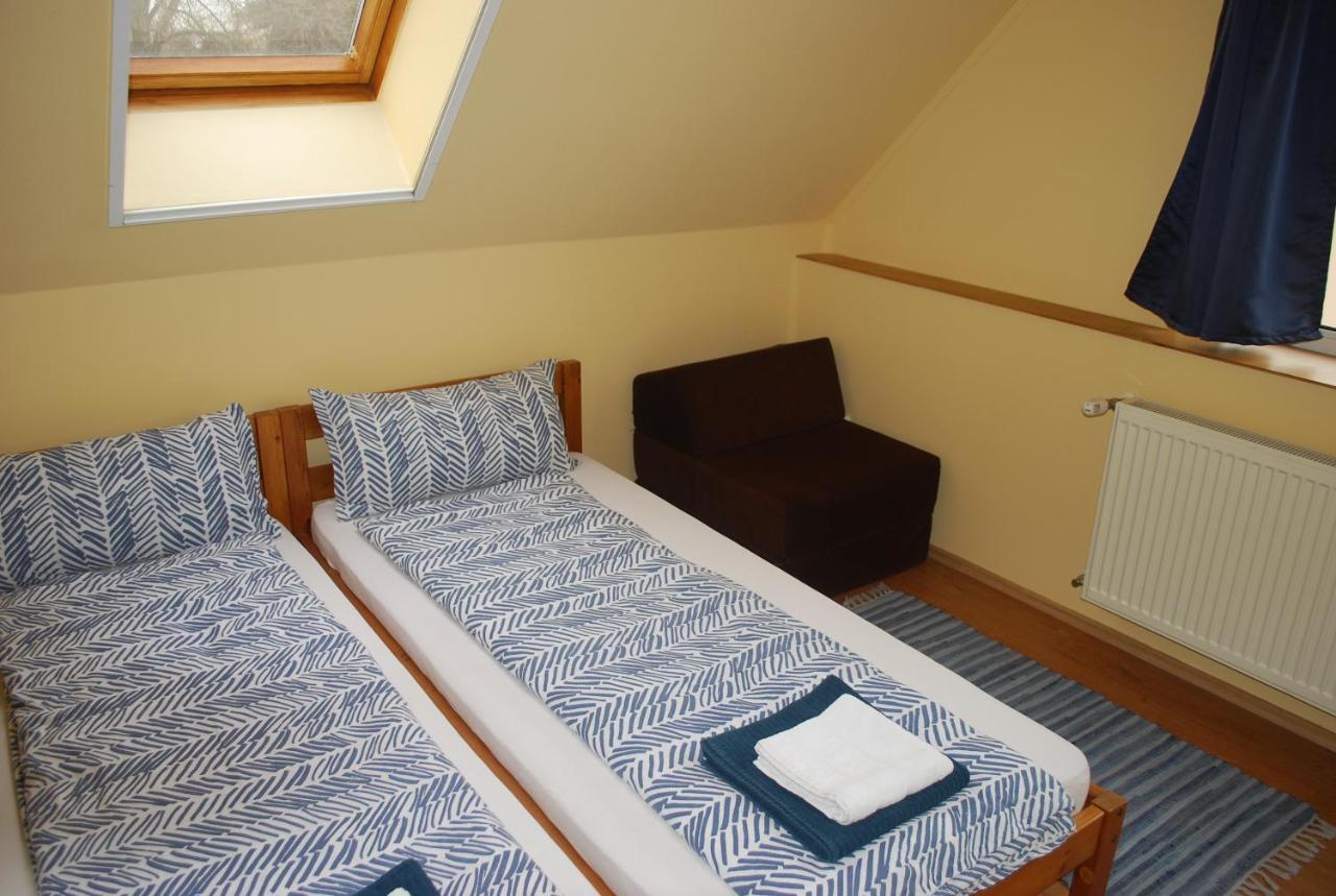Casa Napsugar Panzio Bed & Breakfast Apostag ภายนอก รูปภาพ